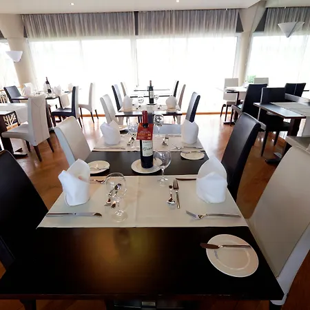 Muthu Clube Da Oura Aparthotel