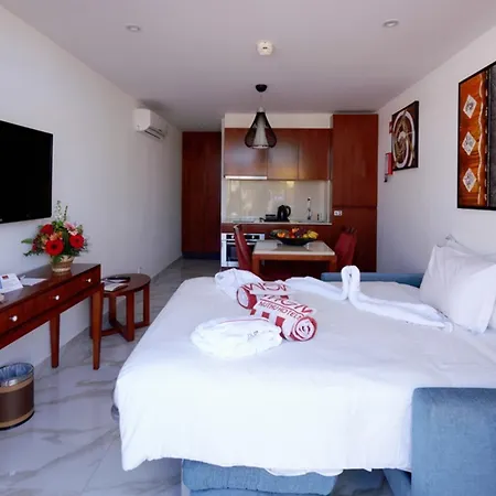 Muthu Clube Da Oura Aparthotel 4*