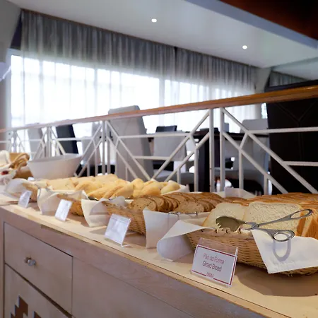 Muthu Clube Da Oura 4*