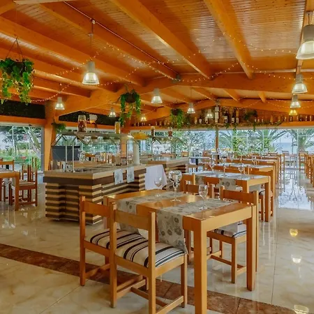 Muthu Clube Da Oura Aparthotel 4*
