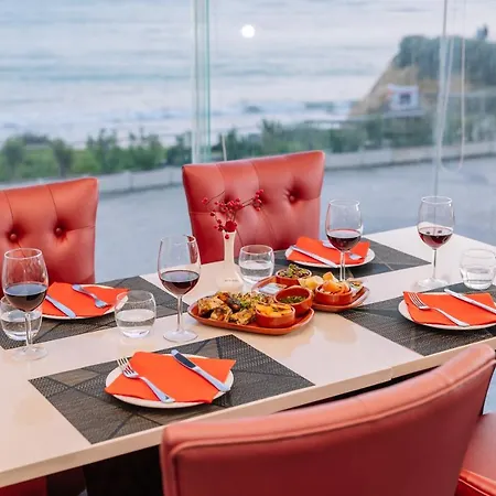 Aparthotel Muthu Clube Da Oura 4*