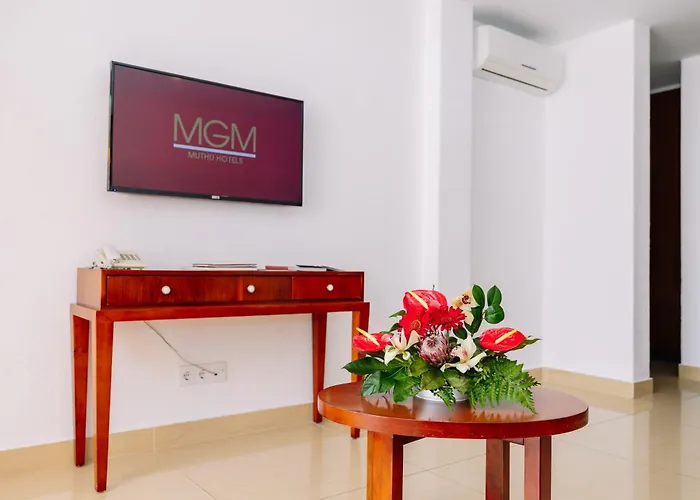 Apartahotel Muthu Clube Da Oura